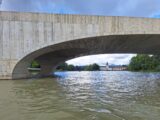 Schlauchboottalfahrt von Aarau nach Brugg (3/13)